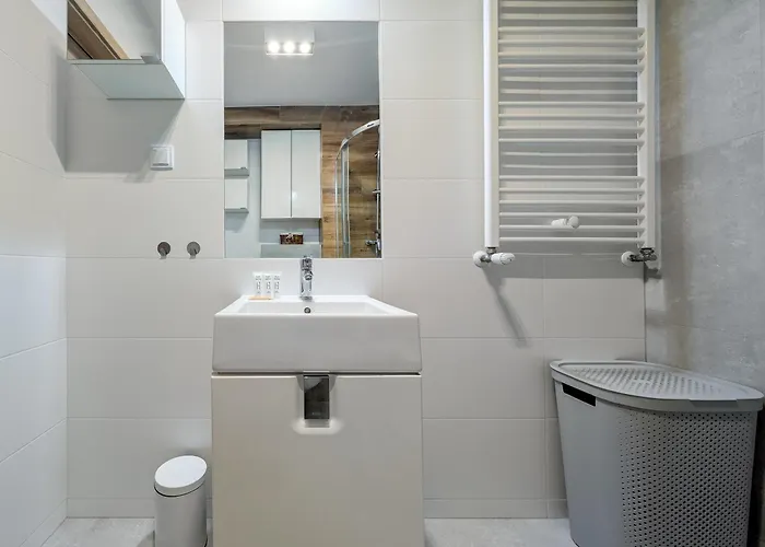 Riverwalk Charming By Bookinghost *